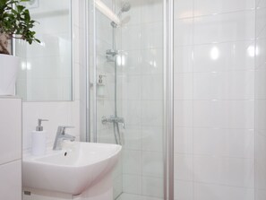 Towels - "Amanda" mit Terrasse by Interhome (Zagreb)