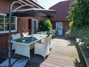 Outdoor dining - Vacation home Ella by Interhome (Nessmersiel)