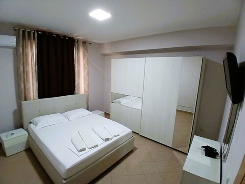 Saranda 55 by Interhome