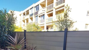 Property grounds - app. de vacances by Interhome (Six Fours)