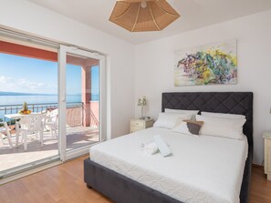 5 bedrooms, Internet - für 12 Personen in Stanići, Dalmatien (Mitteldal by Interhome (Omiš)