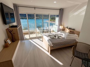 Internet - Srudio mit Meerblick - nur für Erwachsene by Interhome (Bilice)