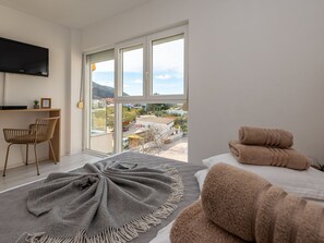 Internet - Apartment mit Meerblick - nur für Erwachsene by Interhome (Bilice)