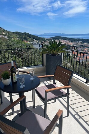 Outdoor dining - Appartement Rubin by Interhome (Makarska)