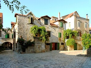 Exterior - Wohnung in Stari Grad mit privatem Balkon by Interhome (Hvar/Stari Grad)