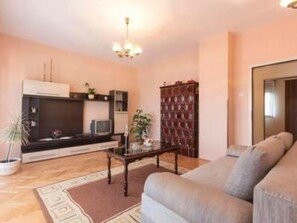 TV - mit privater Terrasse by Interhome (Medulin)