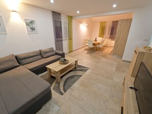 Living area - Luka mit Pool, gelegen in Pula by Interhome (Pula)