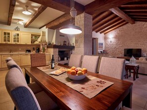 Dining - Villa Sujevic für unvergessliche Ferien , Istrien by Interhome (Motovun)