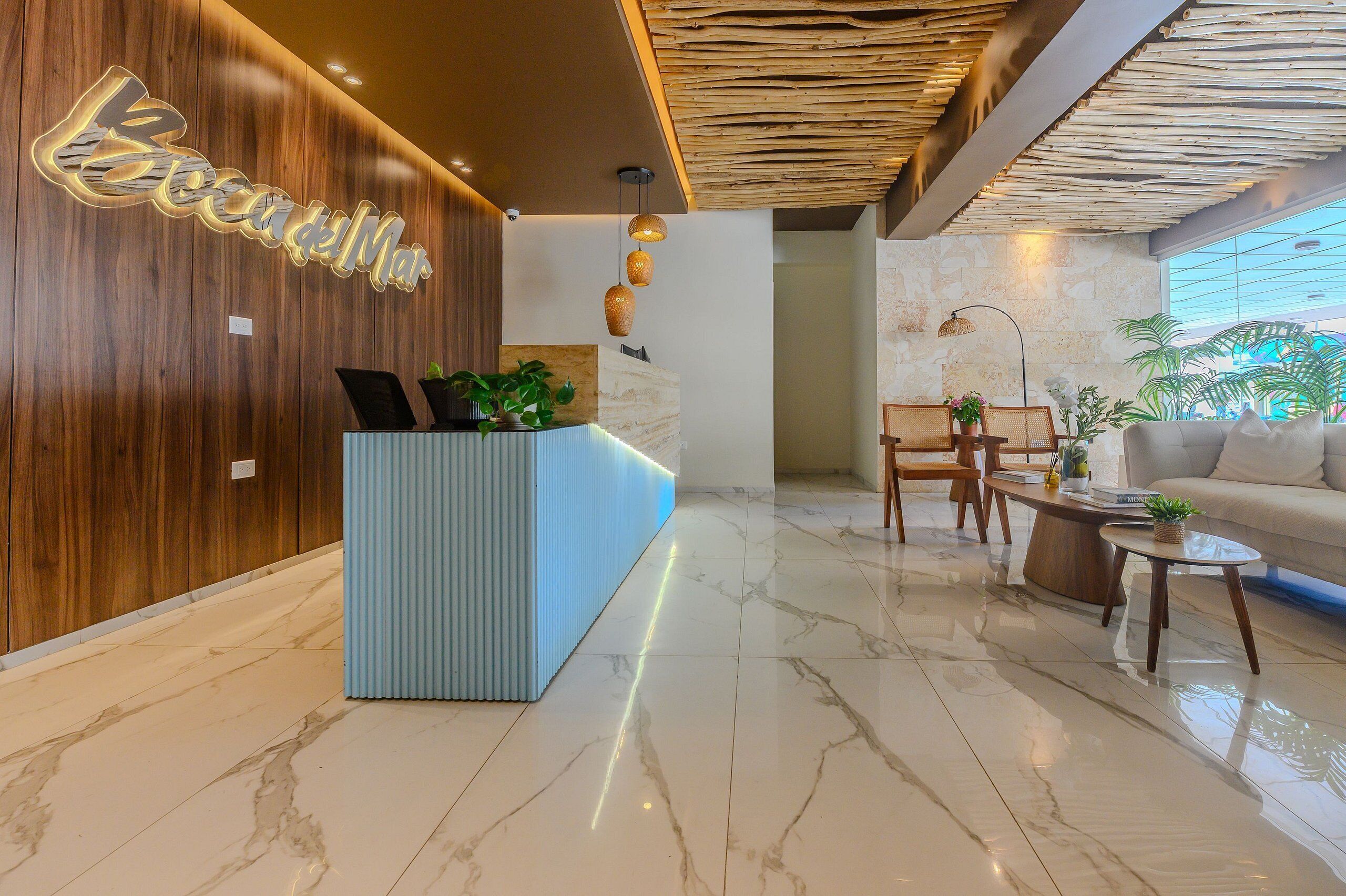 Classic Apartment | Lobby