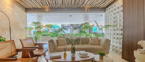 Classic-Apartment | Lobby