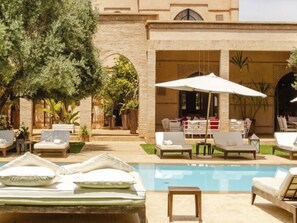 Terrace/patio - Grandiose Villa ,5 Schlafzimmer in der Nähe des Zentrums . by Interhome (Marrakech)