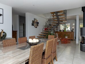 Dining - "L'Oustaou des Hournails" (Das Haus der Hournails) by Interhome (Mimizan)