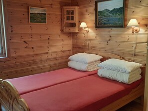Bedroom - Häuschen mit Blick auf das Wasser by Interhome (Hebnes)