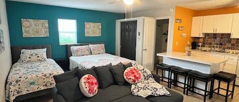 1 bedroom, iron/ironing board, free WiFi, bed sheets