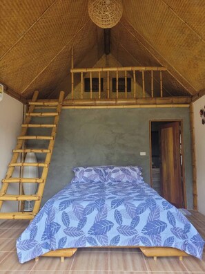 Bügeleisen/Bügelbrett, Internetzugang, Bettwäsche