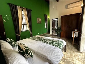 4 dormitorios, tabla de planchar con plancha, wifi y ropa de cama