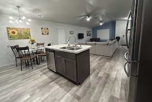 Interior - Columbia River View near Toyota Center, Family-Friendly Home in Kennewick (Kennewick)