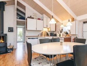 House | Interior - 4 Star Holiday Home in Hals (Hals)
