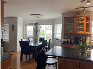 Dining - Need Peaceful & relaxing time and Close to nature. (Port Coquitlam)