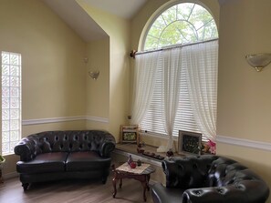 Living area - Need Peaceful & relaxing time and Close to nature. (Port Coquitlam)