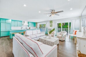 Smart TV, foosball, table tennis - Luxury House w/ Heated Pool & Spa, Walk to Beach (Siesta Key)