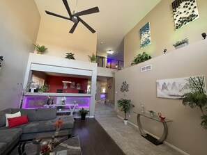 Interior - Luxury Home Private 5BD Near Strip - Pool/Spa, Game Room & Basketball. Groups (Las Vegas)