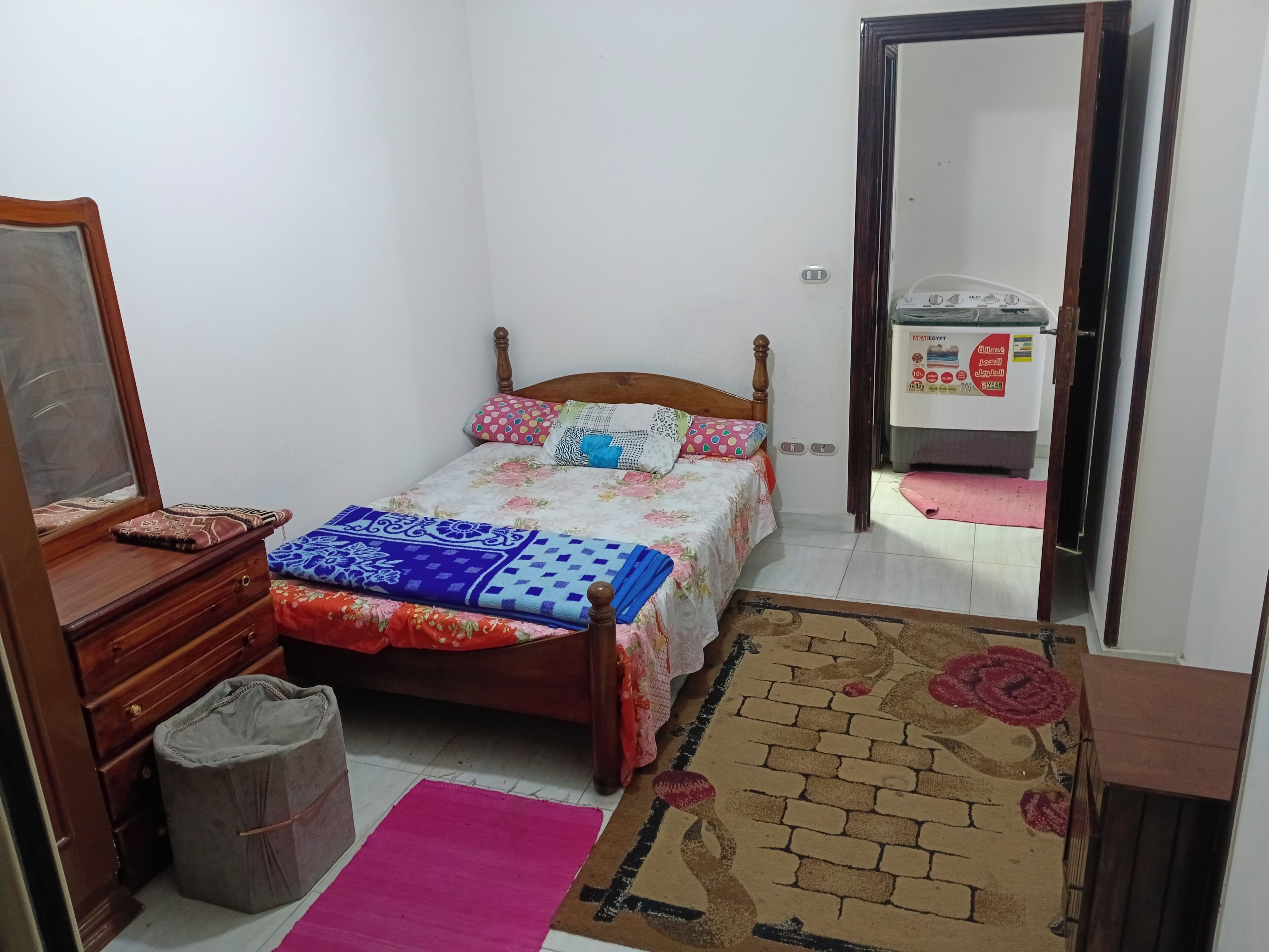 2 bedrooms, iron/ironing board