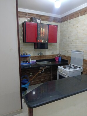 Private kitchen - Romantic blue meka apartment (محافظة الإسكندرية)