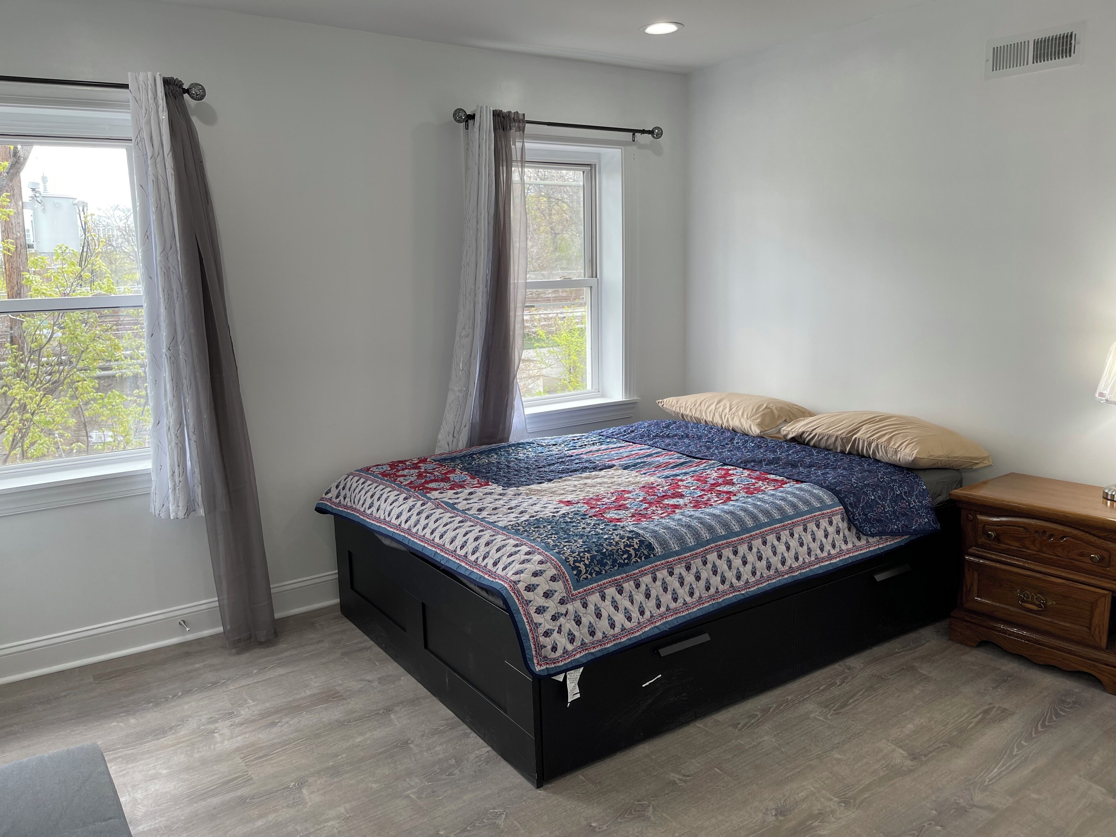 Fer et planche à repasser, Wi-Fi, draps fournis