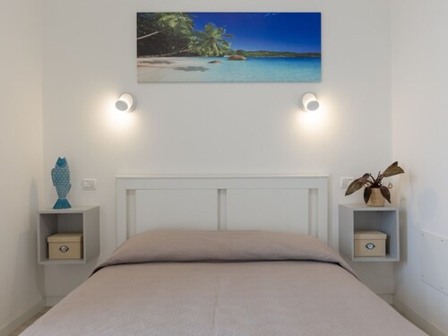 Two-room apartment near beach and town center