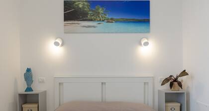 Two-room apartment near beach and town center