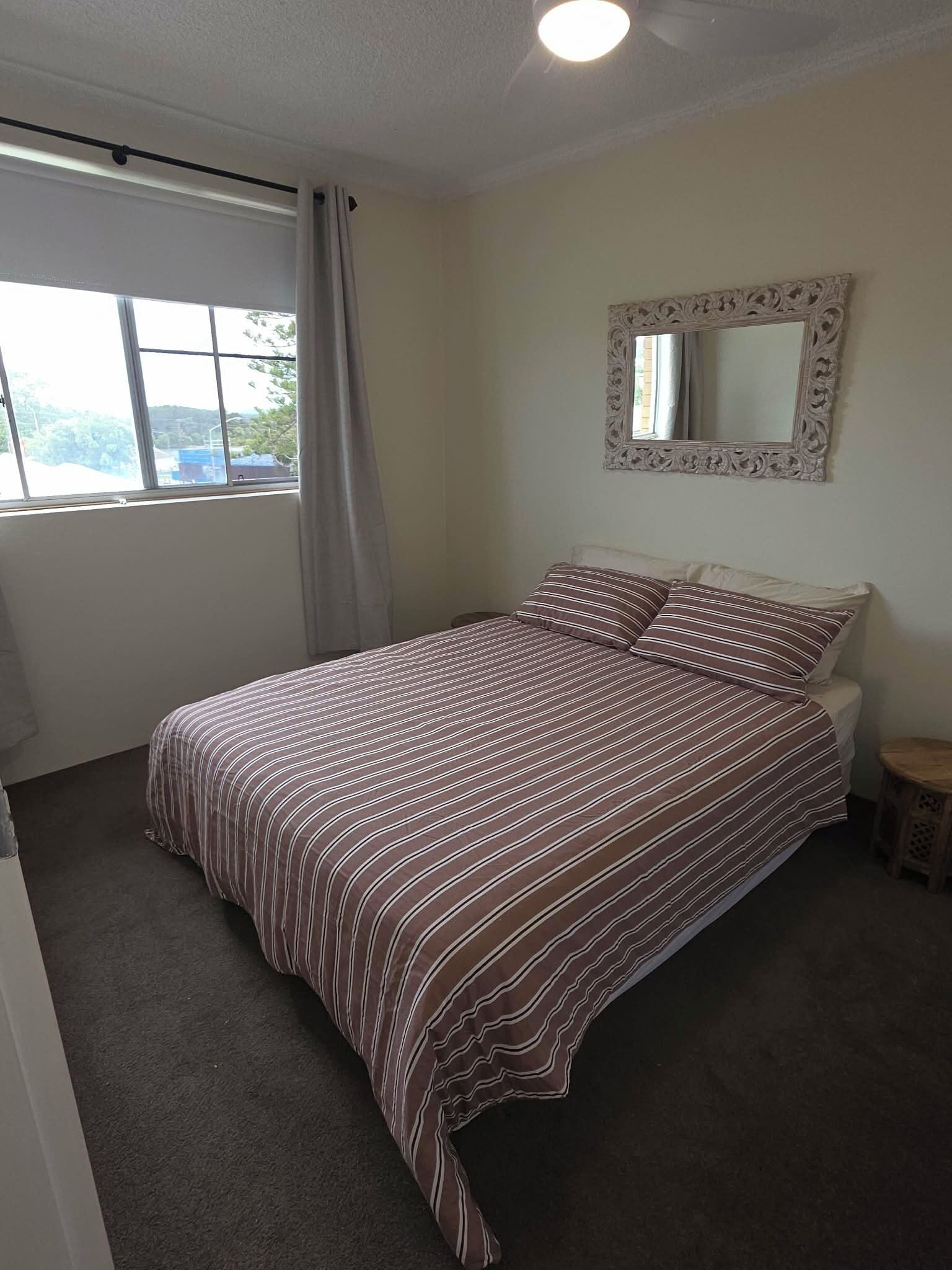 2 多间卧室、床单