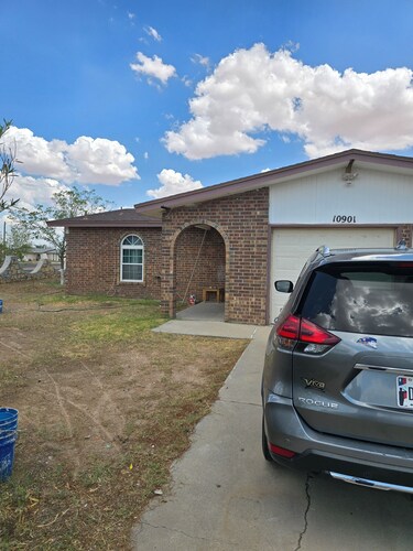 Spacious 4 Bedroom, 2 Bathroom newly remodeled and modernized home.