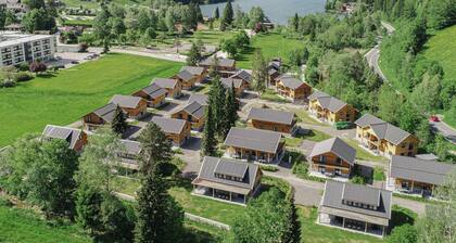 Chalet avec sauna et terrasse au bord d'un lac