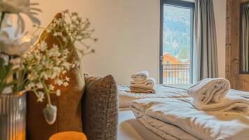 3 間睡房、上網