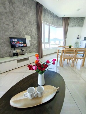 Standard Apartment, 2 Bedrooms, Non Smoking, City View | Living room - OCTAGON PREMIUM IPOH l TOWN CENTER l by Grab A Stay l 6-8PAX (Ipoh)