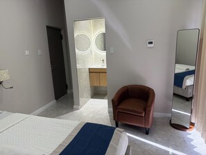 1 Schlafzimmer, Bügeleisen/Bügelbrett, Reisekinderbett, kostenloses WLAN