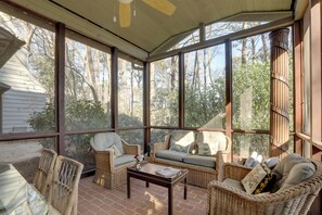 Interior - 5 Mi to Truist Park: Opulent Home w/ City Views! (Atlanta)