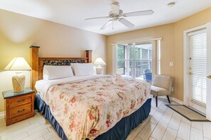 3 bedrooms, iron/ironing board, Internet, bed sheets - 11 Mi to Disney! Family Haven w/ Poolside Oasis (Davenport)