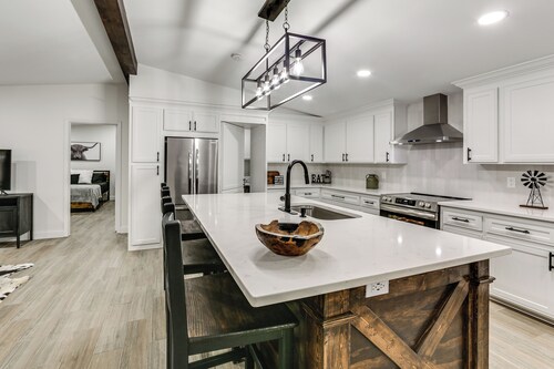 Hike & Fish! Tyler Family Home 11 Mi to State Park