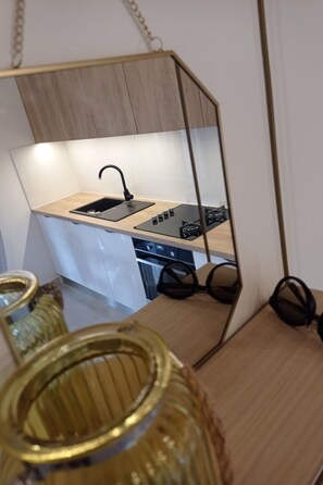 Fridge, microwave, oven, dishwasher - Villa Bellavista by Interhome (Zadvarje)