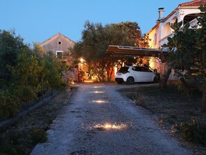 Property grounds - stara frajla by Interhome (Ugljan/Kukljica)