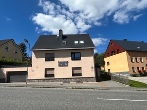 Exterior - Haus Fichtelberg by Interhome (Oberwiesenthal)