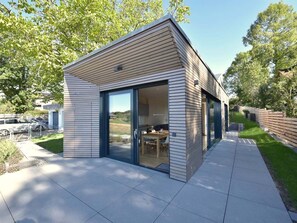 Outdoor dining - Tinyhaus Adam by Interhome (Freiamt)