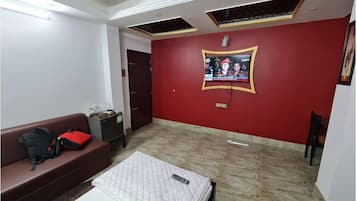 Deluxe Twin Room | Free WiFi