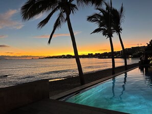 Outdoor pool, a heated pool - Arama Bay Bucerias | Infinity Pool + Rooftop + Beach Access (Bucerías)