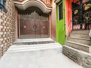 House | Reception - Collection O Jagannath Mandir Road (Varanasi)