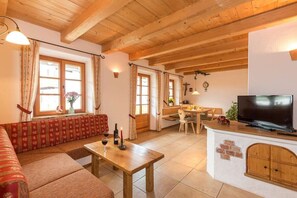 TV - Vacation apartment Barbara (Chieming)