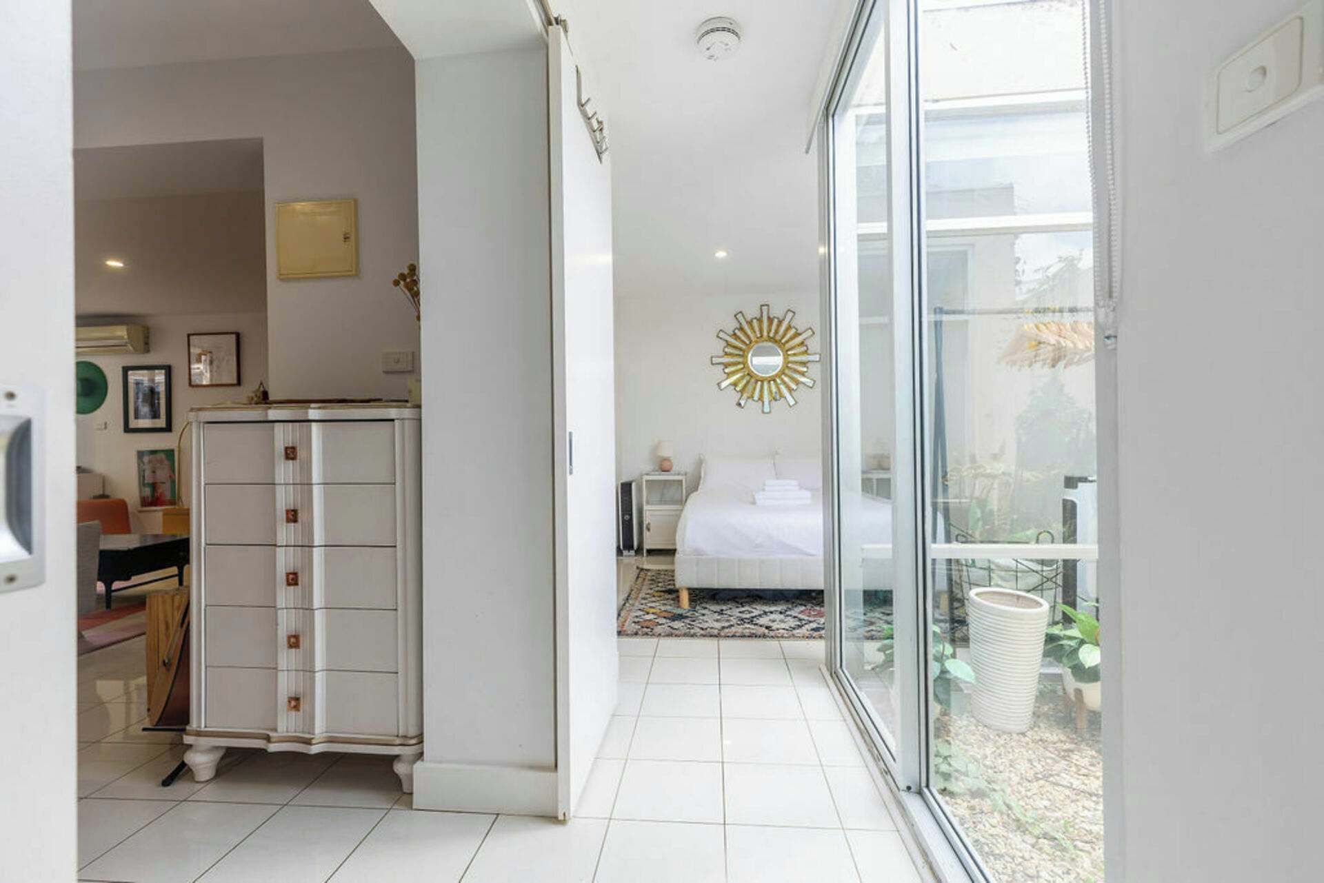 Iron/ironing board, internet