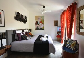 Coffres-forts dans les chambres, Wi-Fi gratuit